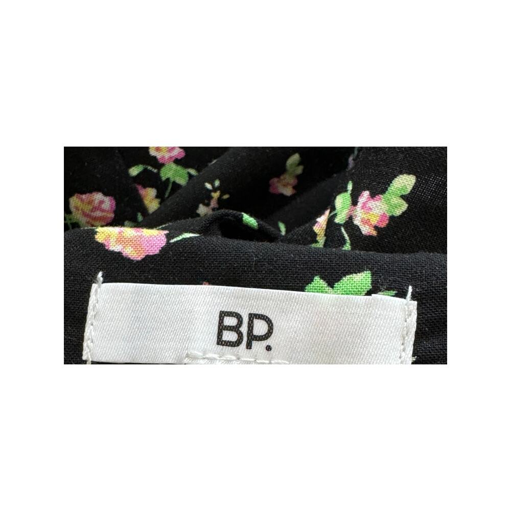 New BP. NORDSTROM Black Grounded Ditsy Floral Button-Up Romper Size M VACAY - Picture 7 of 9